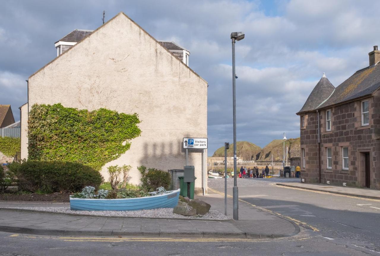 Stonehaven Ground Floor Home With A Spectacular Harbour View. Bagian luar foto
